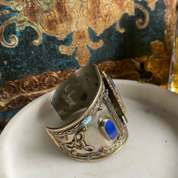 Lapis lazuli Afghan style middle eastern cuff bracelet - Picture 5 of 11
